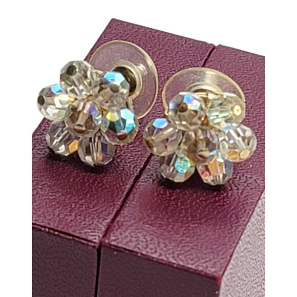 Beaded Iridescent Post Earrings Floral Style Clear with Rainbow Coloring LI303 - Picture 5 of 7